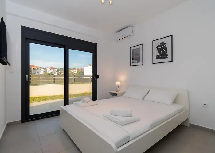 Apartament Sithoniars Ground Floor Gem In