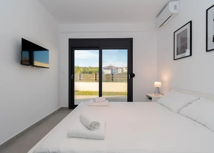 Sithoniars Ground Floor Gem In Apartament Nikiti (Sithonia)