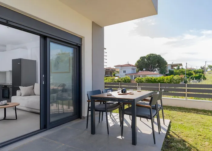 Sithoniars Ground Floor Gem In * Nikiti (Sithonia)