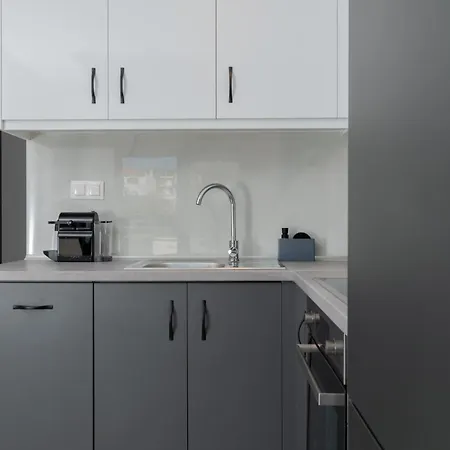 Sithoniars Ground Floor Gem In