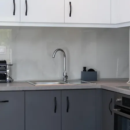 Sithoniars Ground Floor Gem In Apartment
