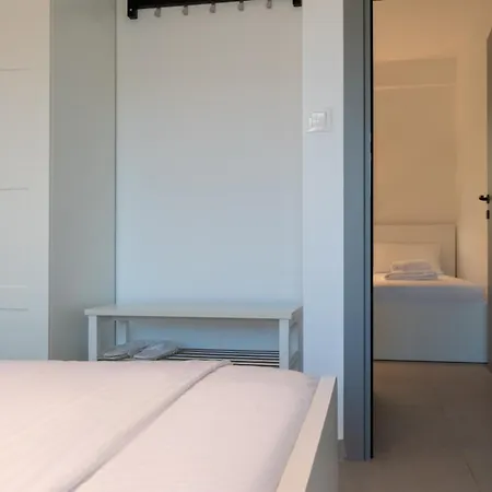 Sithoniars Ground Floor Gem In Apartament